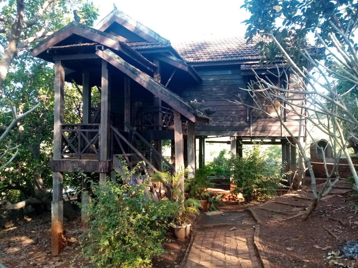 Quiet Garden View Lodge&Trekking Banlung 外观 照片