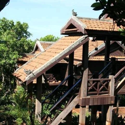 Quiet Garden View Lodge&Trekking Banlung 外观 照片